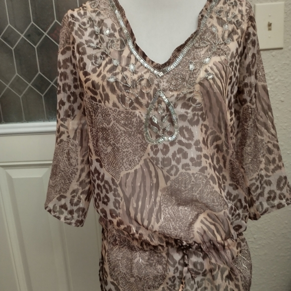 Sheer top by Priya. Size M/L - Picture 1 of 8